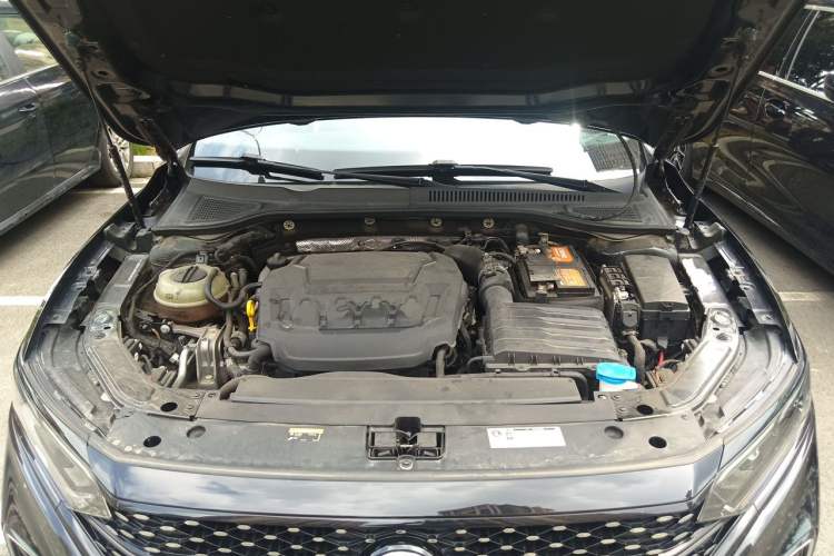 Used Volkswagen Passat 2022 380TSI Luxury Edition Engine Bay
