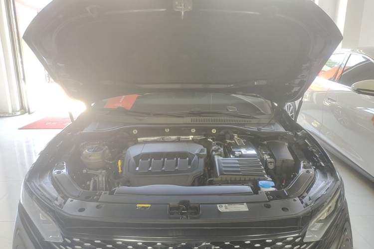 Used Volkswagen Passat 2022 330TSI Starry Luxury Edition Engine Bay