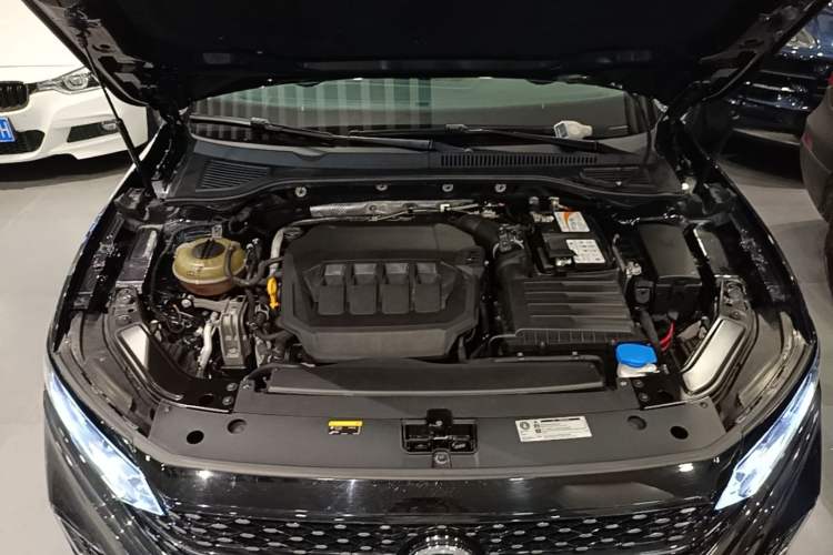 Used Volkswagen Passat 2022 330TSI Starry Elite Edition Engine Bay