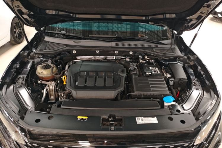 Used Volkswagen Passat 2022 330TSI Starry Elite Edition Engine Bay