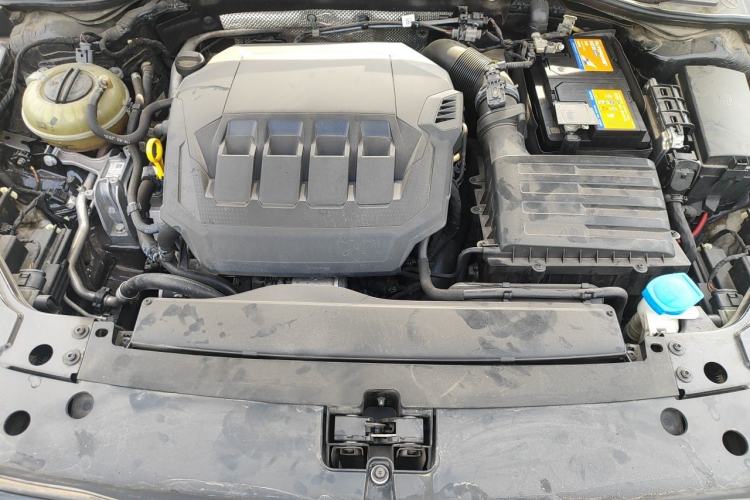 Used Volkswagen Passat 2022 330TSI Starry Luxury Edition Engine Bay