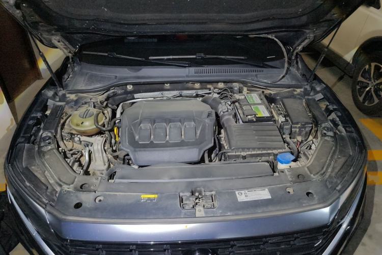 Used Volkswagen Passat 2022 330TSI Elite Edition Engine Bay