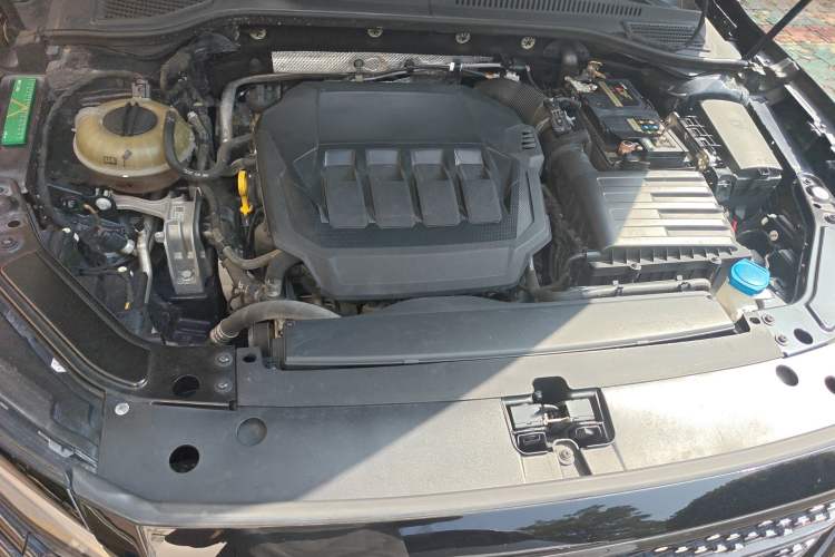 Used Volkswagen Passat 2022 330TSI Starry Luxury Edition Engine Bay