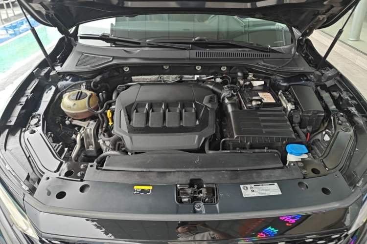 Used Volkswagen Passat 2022 330TSI Starry Elite Edition Custom Version Engine Bay