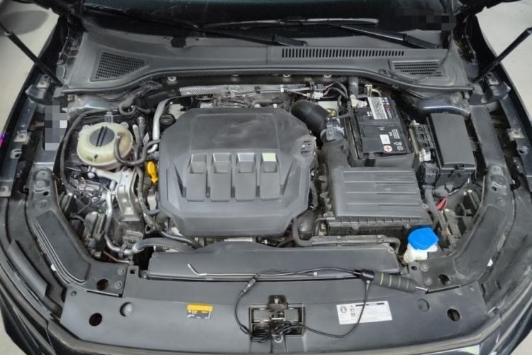 Used Volkswagen Passat 2022 330TSI Starry Luxury Edition Engine Bay