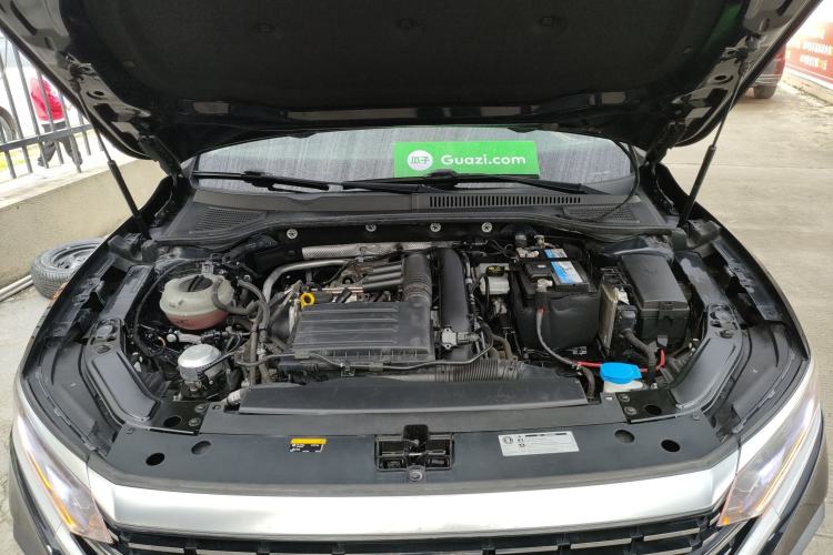 Used Volkswagen Passat 2022 280TSI Business Edition Engine Bay