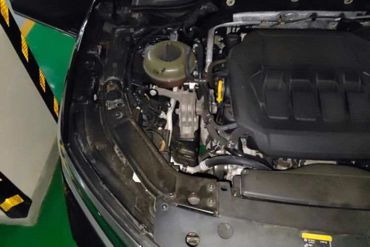 Used Volkswagen Passat 2022 330TSI Starry Luxury Edition Engine Bay Right