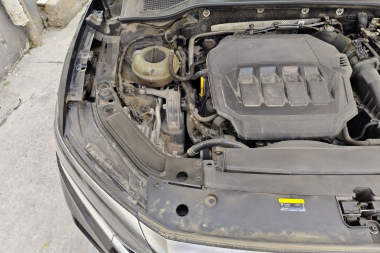 Used Volkswagen Passat 2022 330TSI Elite Edition Engine Bay Right