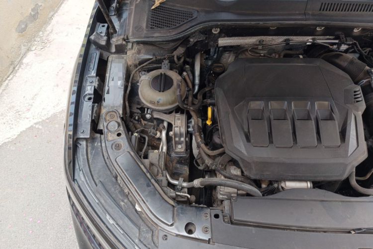 Used Volkswagen Passat 2022 330TSI Starry Luxury Edition Engine Bay Right