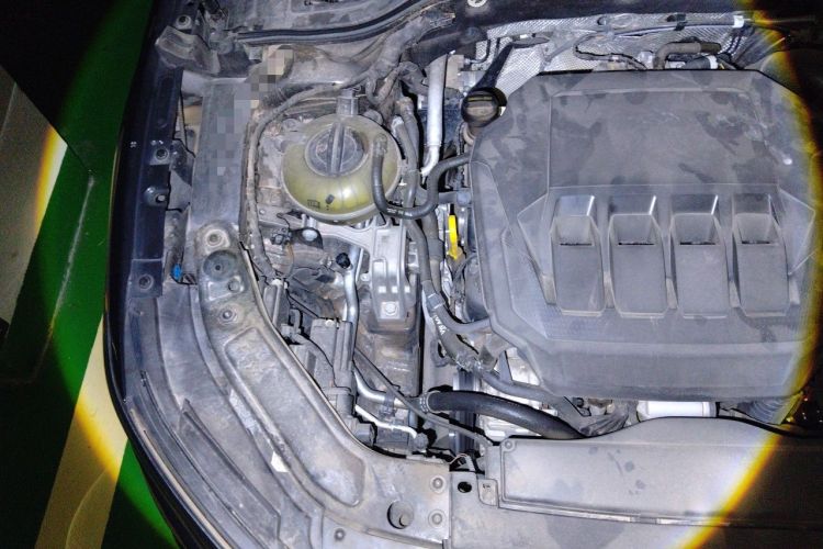 Used Volkswagen Passat 2022 330TSI Luxury Edition Engine Bay Right