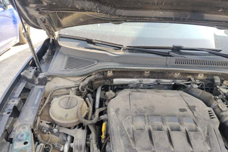 Used Volkswagen Passat 2022 330TSI Starry Luxury Edition Engine Bay Right