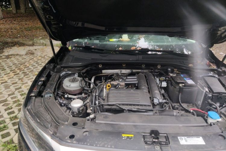 Used Volkswagen Passat 2022 280TSI Business Edition Engine Bay Right