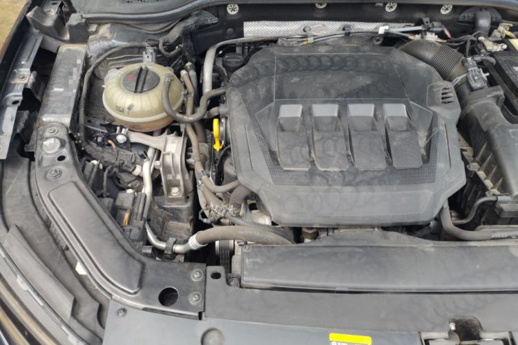 Used Volkswagen Passat 2022 330TSI Starry Luxury Edition Engine Bay Right