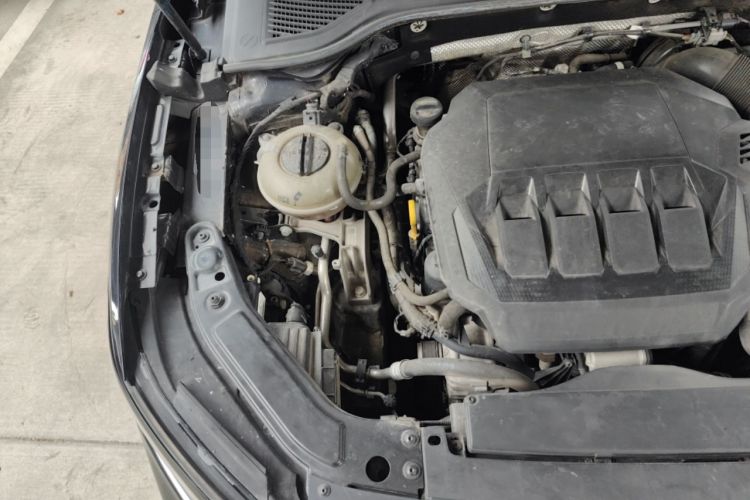 Used Volkswagen Passat 2022 330TSI Starry Elite Edition Engine Bay Right