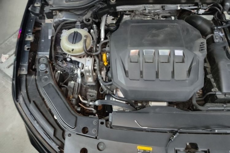 Used Volkswagen Passat 2022 330TSI Starry Luxury Edition Engine Bay Right