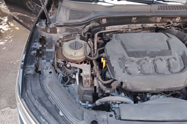 Used Volkswagen Passat 2022 330TSI Luxury Edition Engine Bay Right