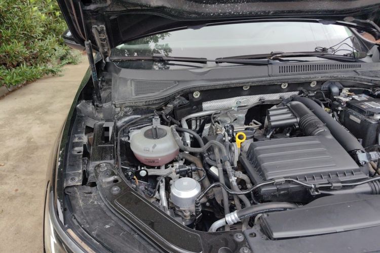 Used Volkswagen Passat 2022 280TSI Business Edition Engine Bay Right