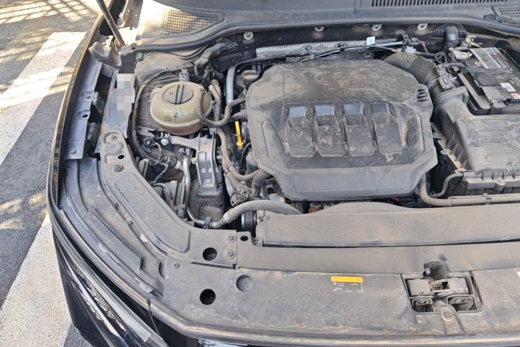 Used Volkswagen Passat 2022 330TSI Starry Luxury Edition Engine Bay Right