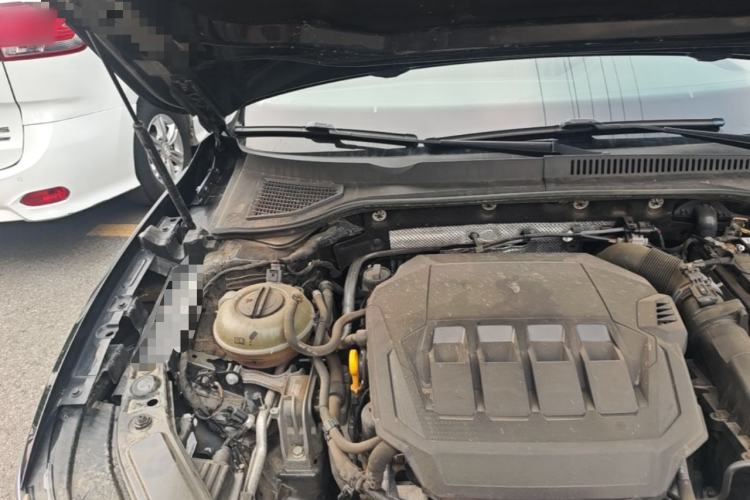 Used Volkswagen Passat 2022 330TSI Luxury Edition Engine Bay Right