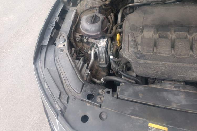 Used Volkswagen Passat 2022 330TSI Elite Edition Engine Bay Right
