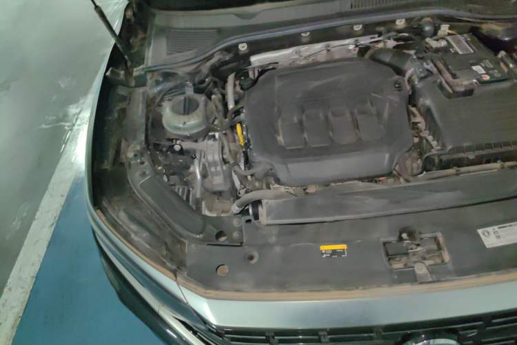 Used Volkswagen Passat 2022 330TSI Elite Edition Engine Bay Right