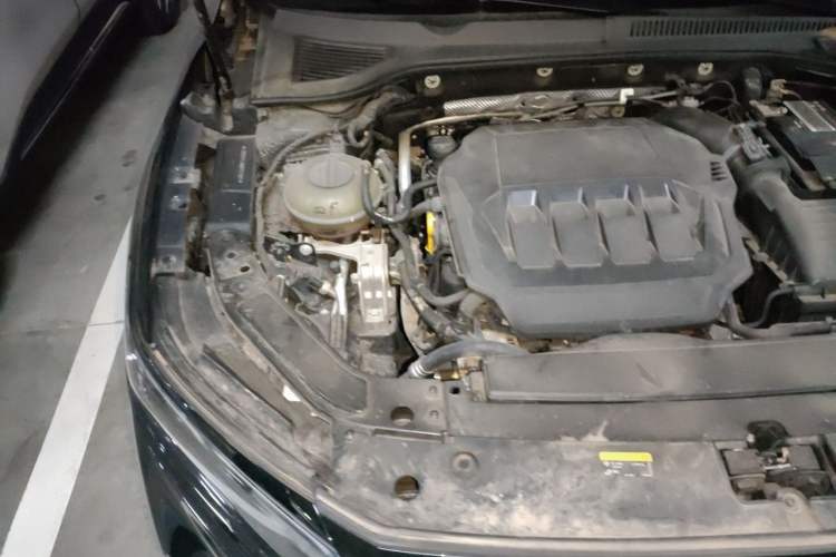 Used Volkswagen Passat 2022 330TSI Starry Luxury Edition Engine Bay Right