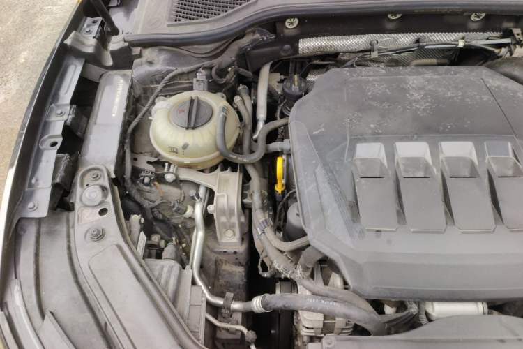 Used Volkswagen Passat 2022 330TSI Starry Luxury Edition Engine Bay Right