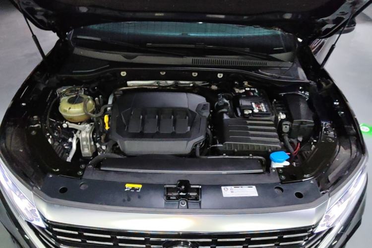 Used Volkswagen Passat 2022 330TSI Elite Edition Engine Bay