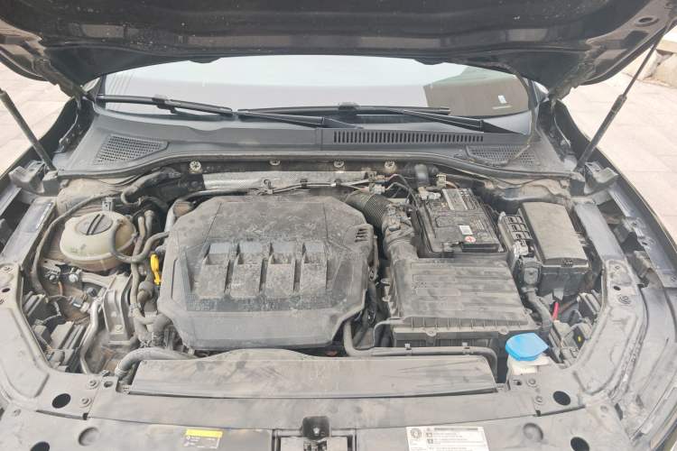 Used Volkswagen Passat 2022 330TSI Starry Luxury Edition Engine Bay