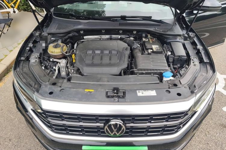 Used Volkswagen Passat 2022 330TSI Elite Edition Engine Bay