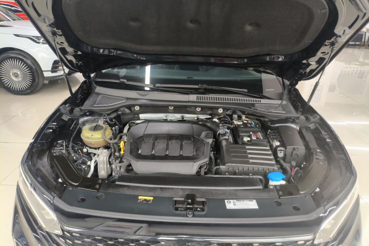 Used Volkswagen Passat 2022 330TSI Starry Luxury Edition Engine Bay