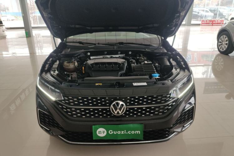 Used Volkswagen Passat 2022 330TSI Starry Elite Edition Engine Bay