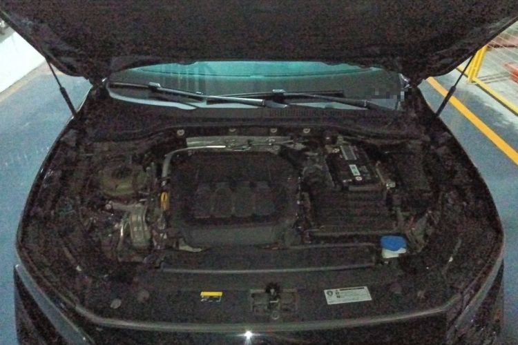 Used Volkswagen Passat 2022 330TSI Starry Luxury Edition Engine Bay