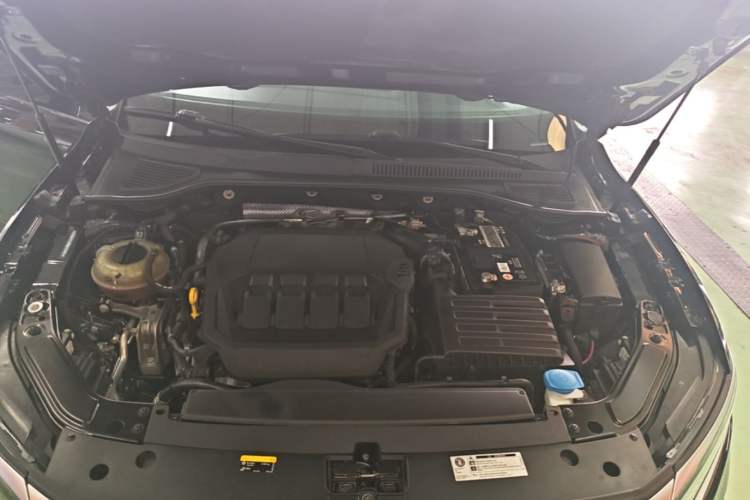 Used Volkswagen Passat 2022 330TSI Elite Edition Engine Bay