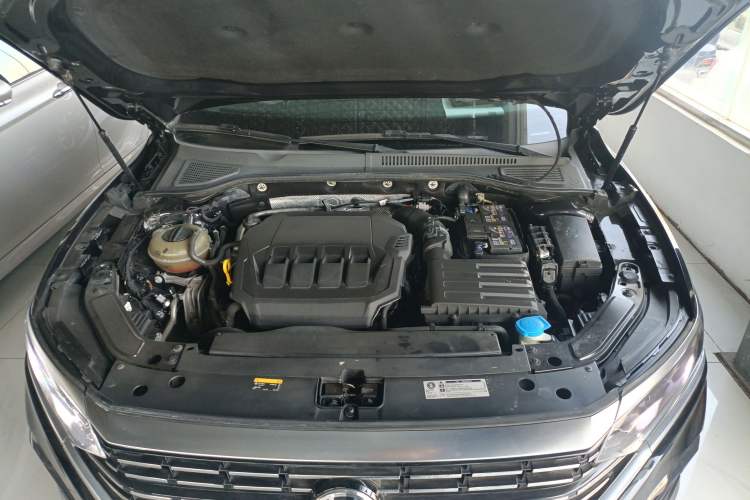 Used Volkswagen Passat 2022 330TSI Elite Edition Engine Bay
