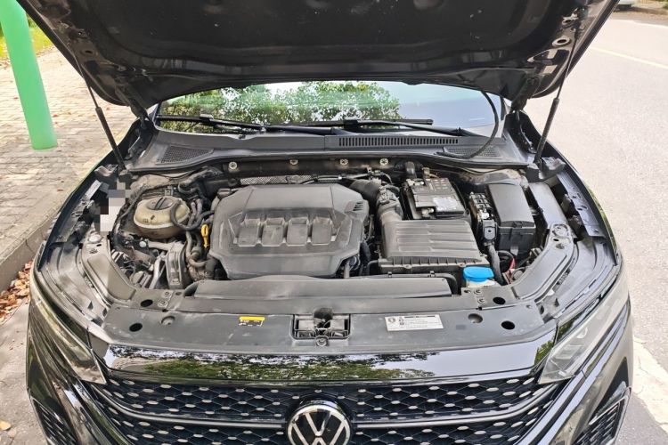Used Volkswagen Passat 2022 330TSI Starry Luxury Edition Engine Bay