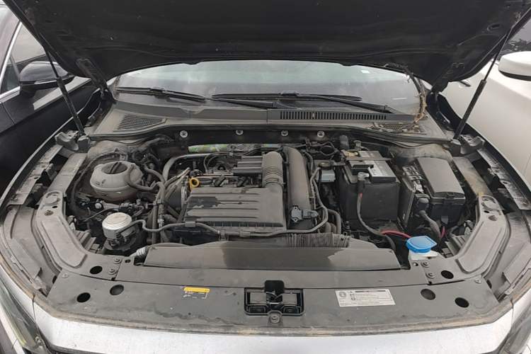 Used Volkswagen Passat 2022 280TSI Business Edition Engine Bay