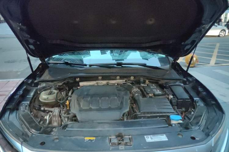 Used Volkswagen Passat 2022 330TSI Elite Edition Engine Bay