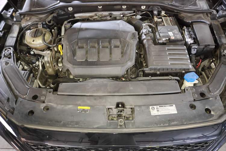 Used Volkswagen Passat 2022 330TSI Starry Elite Edition Engine Bay