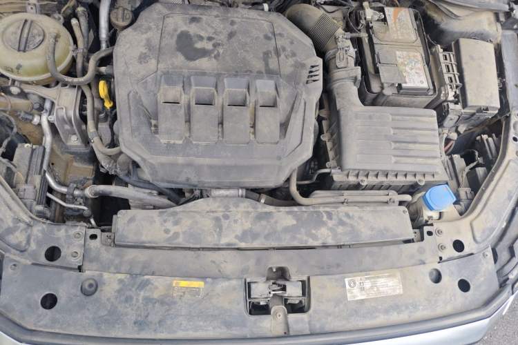 Used Volkswagen Passat 2022 330TSI Luxury Edition Engine Bay