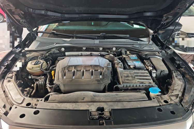 Used Volkswagen Passat 2022 330TSI Luxury Edition Engine Bay
