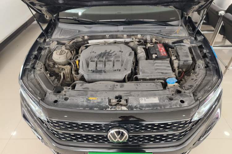 Used Volkswagen Passat 2022 330TSI Starry Elite Edition Engine Bay