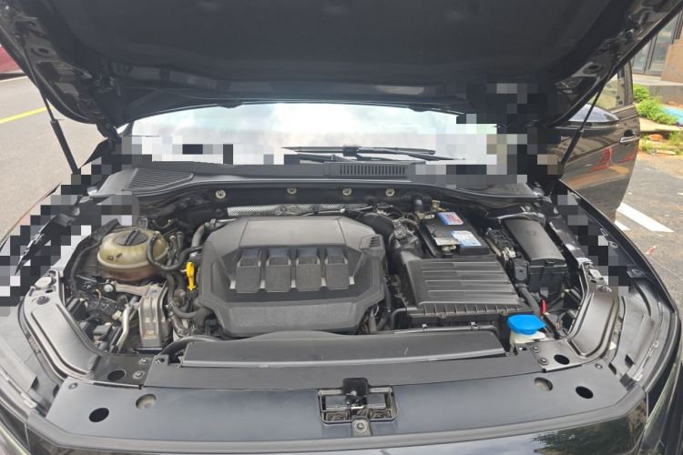 Used Volkswagen Passat 2022 330TSI Luxury Edition Engine Bay