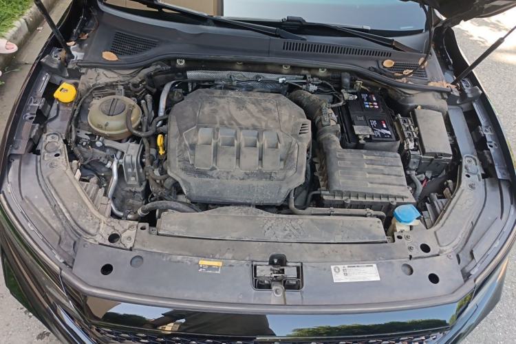 Used Volkswagen Passat 2022 330TSI Elite Edition Engine Bay