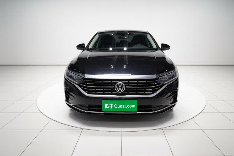 Used Volkswagen Passat 2022 330TSI Luxury Edition Exterior 1
