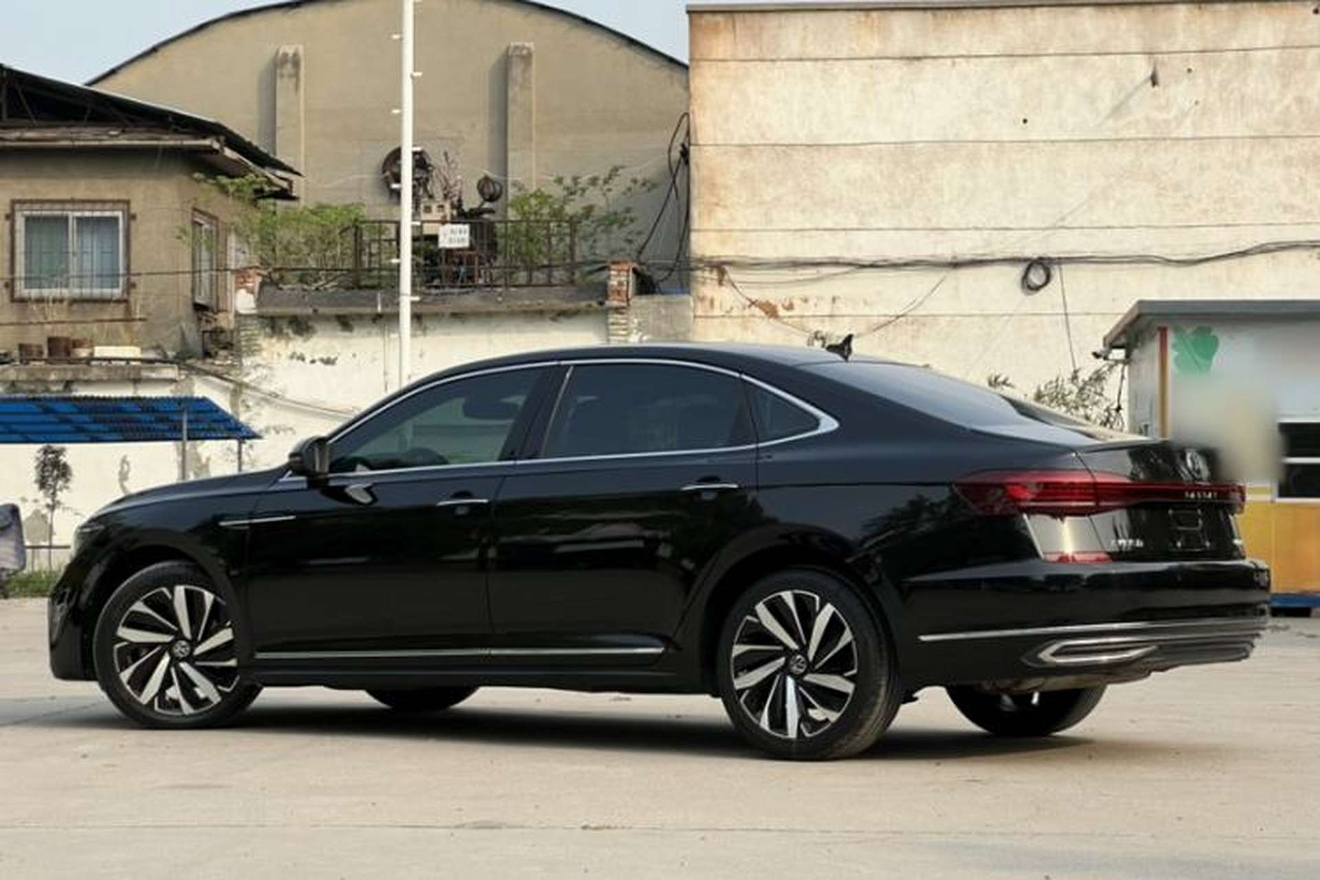 Used Volkswagen Passat 2022 330TSI Starry Luxury Edition – Exclusive Special Edition Exterior 1