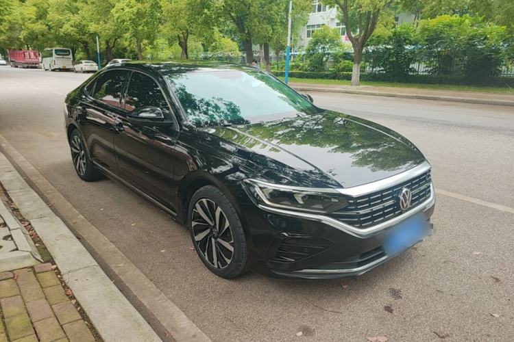 Used Volkswagen Passat 2022 330TSI Elite Edition Custom Version Exterior 1
