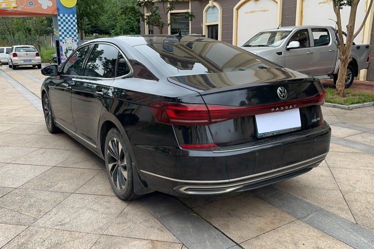 Used Volkswagen Passat 2022 280TSI Elite Edition Exterior 1
