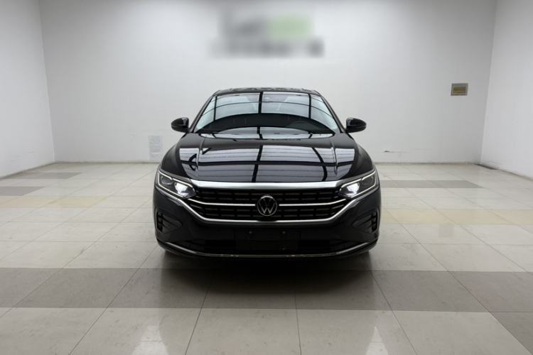 Used Volkswagen Passat 2022 330TSI Luxury Edition Exterior 1