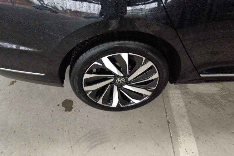 Used Volkswagen Passat 2022 330TSI Elite Edition Exterior 2